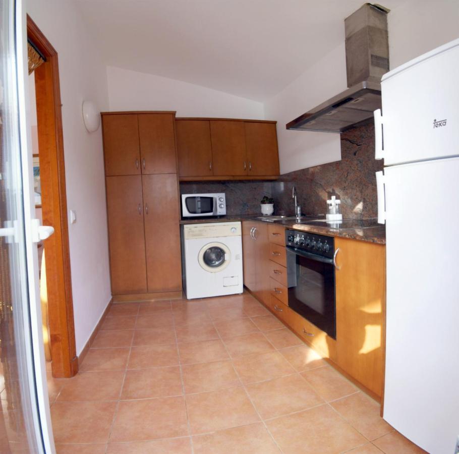 Villas Begonias Cala' en Bosch Bagian luar foto