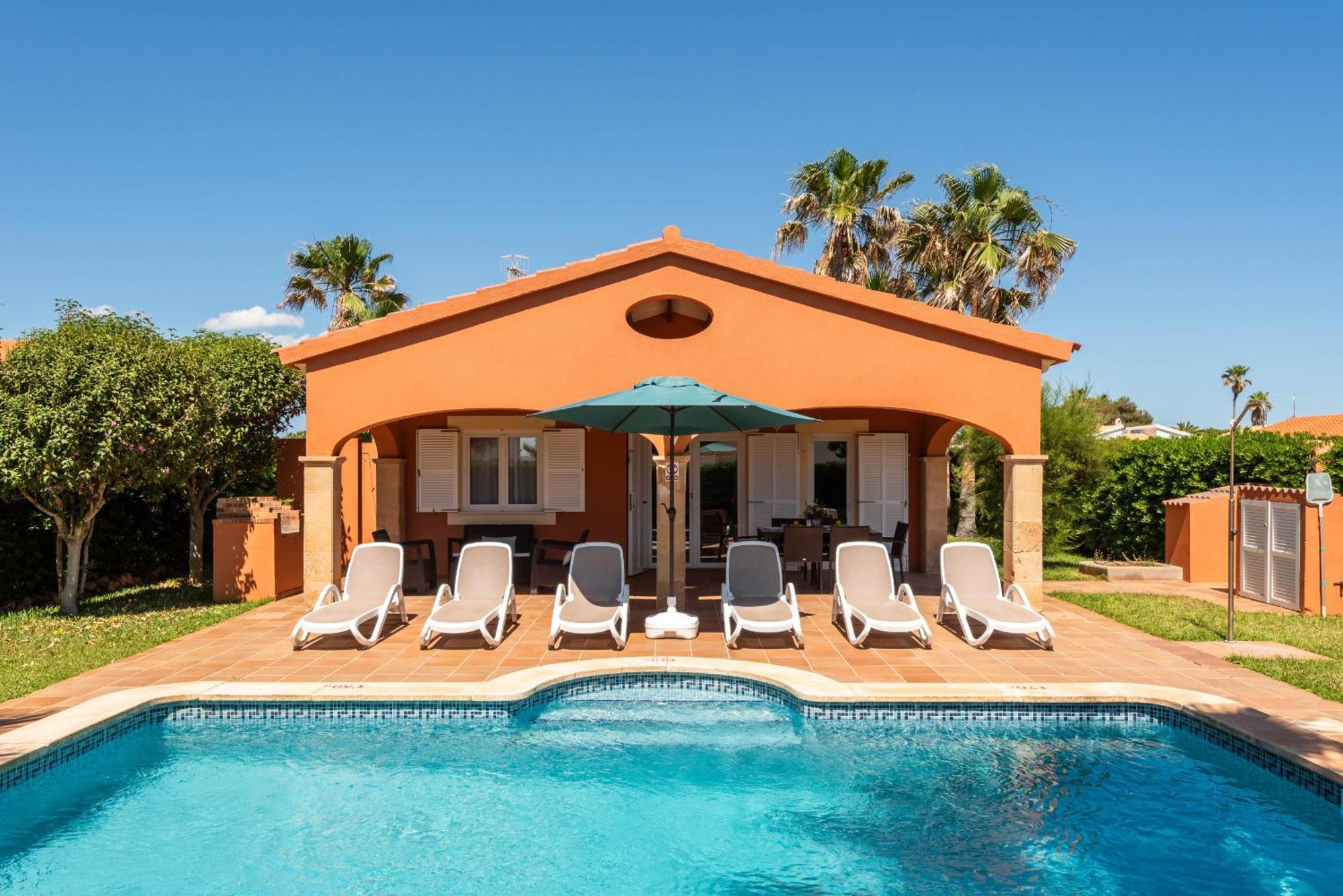 Villas Begonias Cala' en Bosch Bagian luar foto