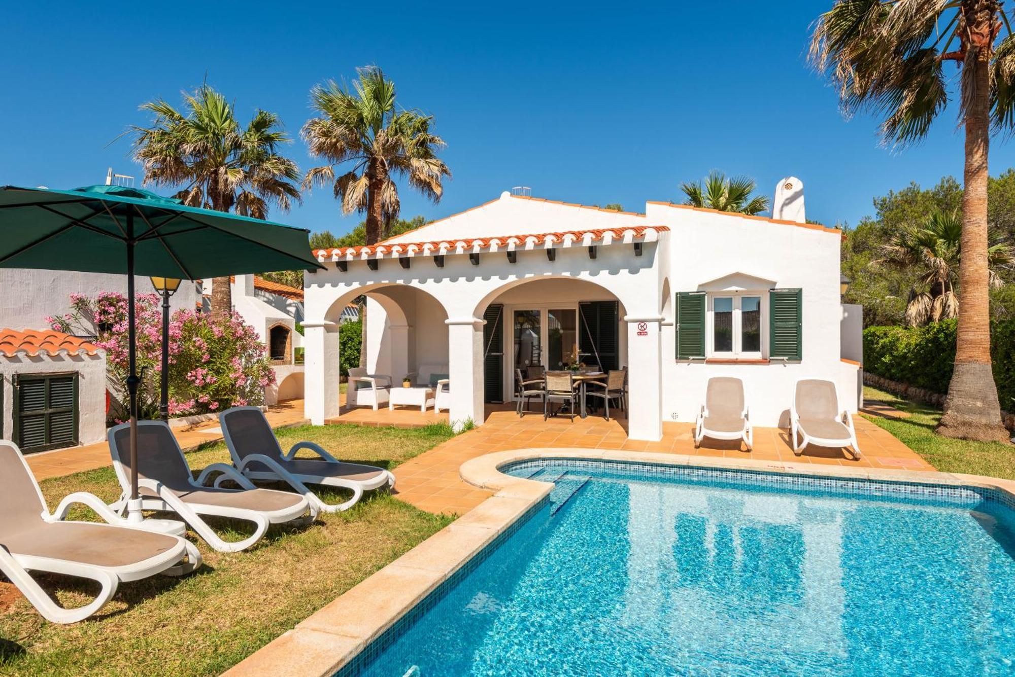 Villas Begonias Cala' en Bosch Bagian luar foto